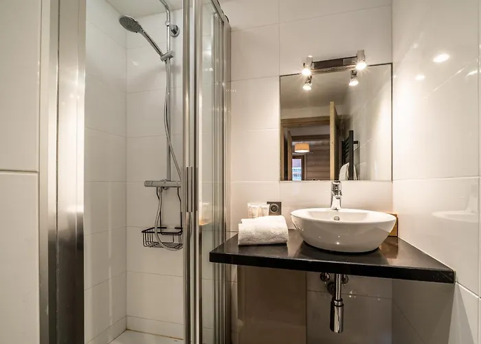 Cervino Monriond - By Emerald Apartment *
